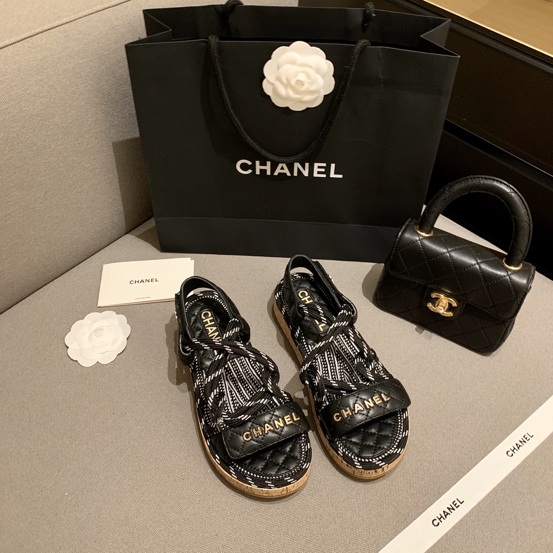 Ch*el slippers 29