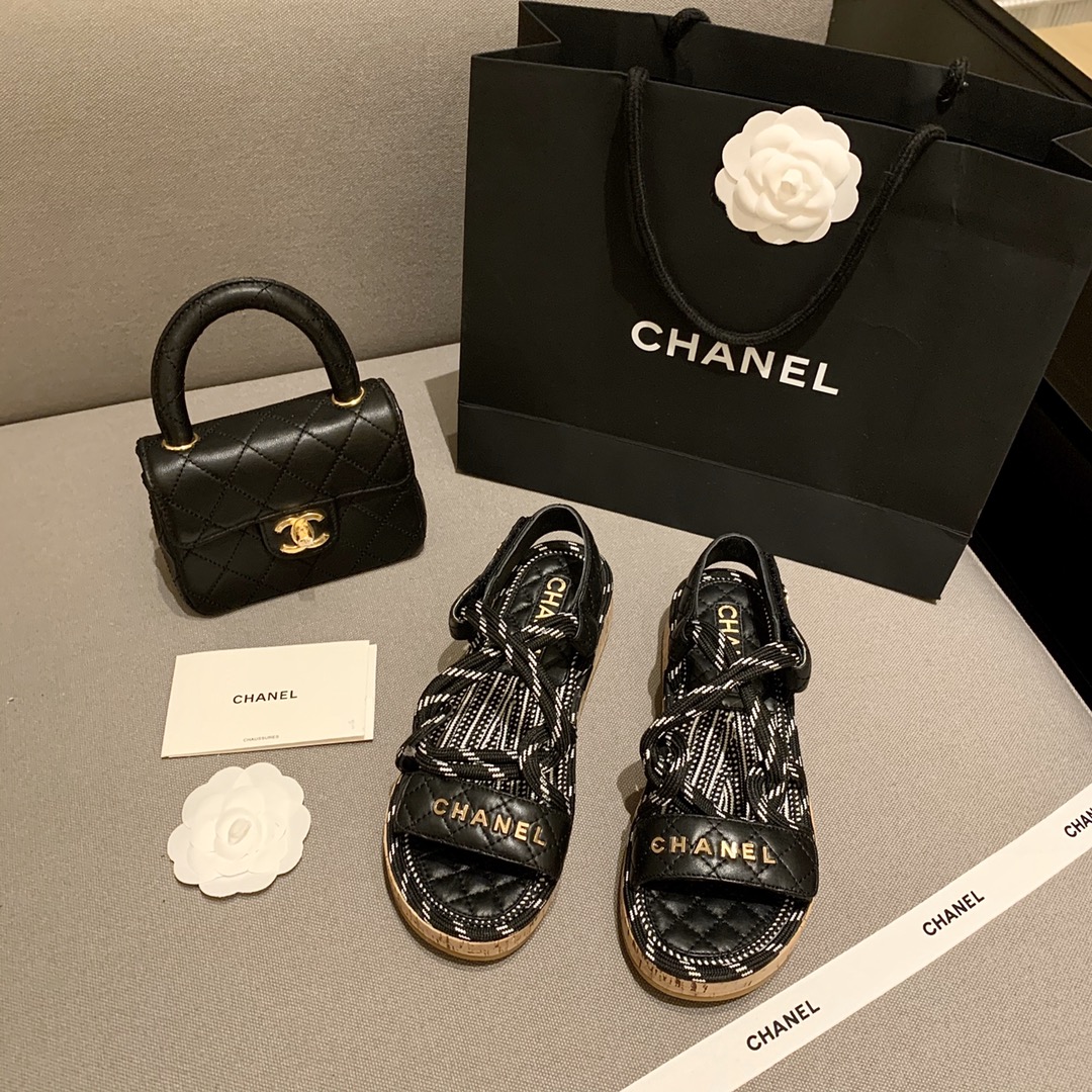 Ch*el slippers 29