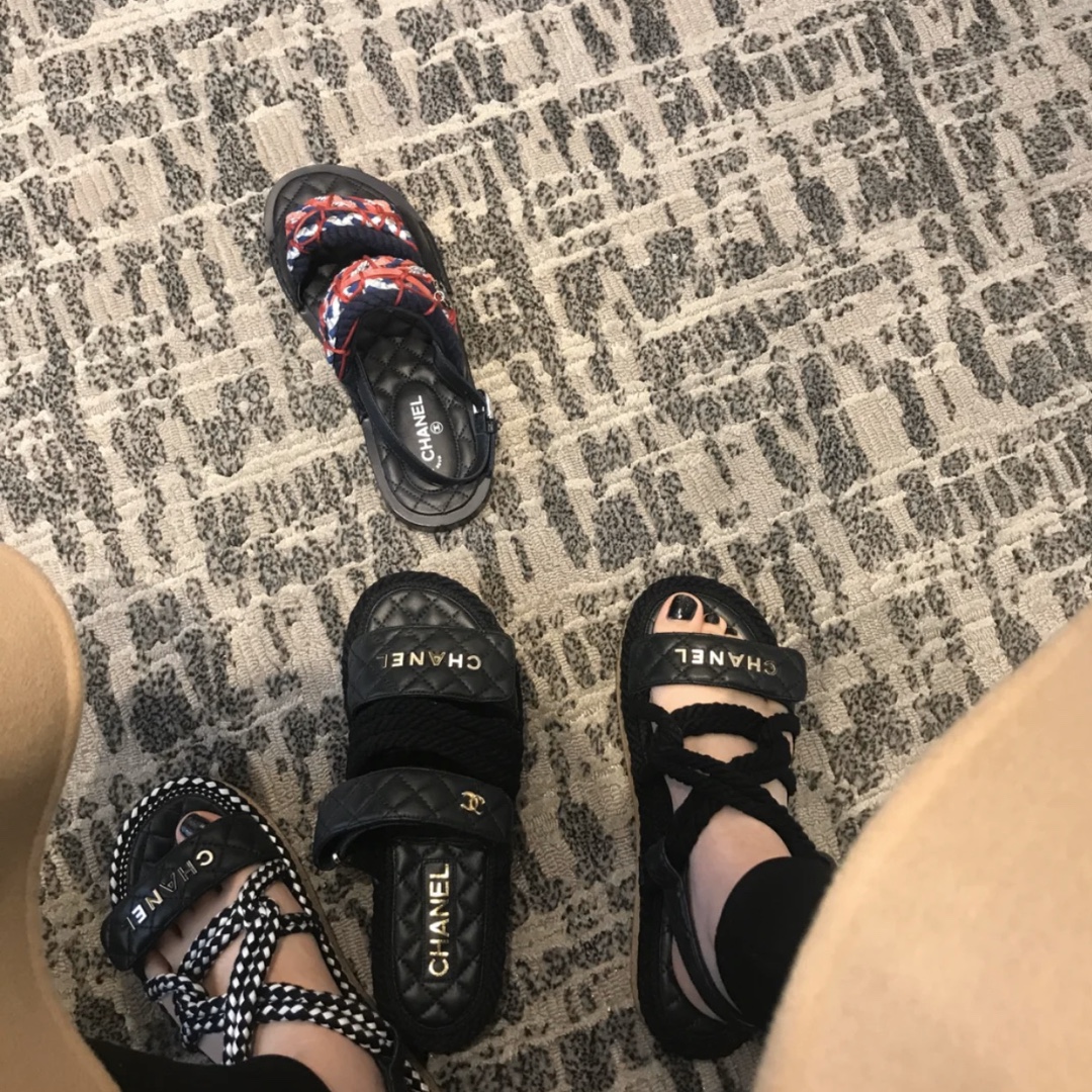 Ch*el slippers 29