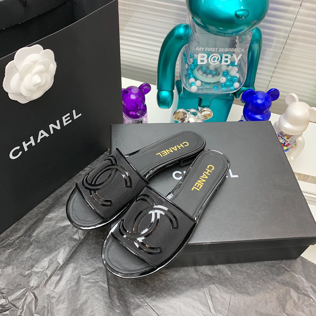 Ch*el slippers 31
