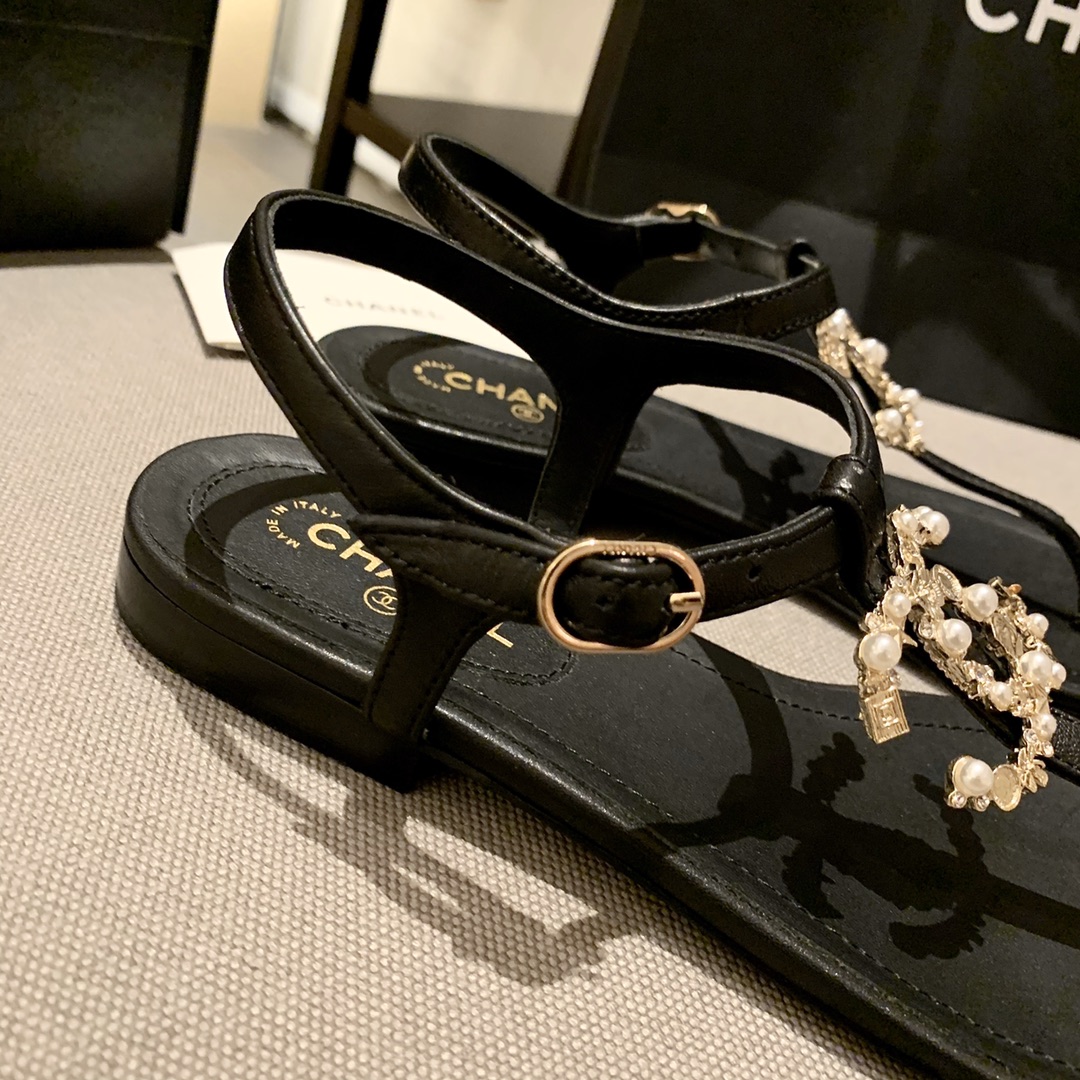 Ch*el slippers 35