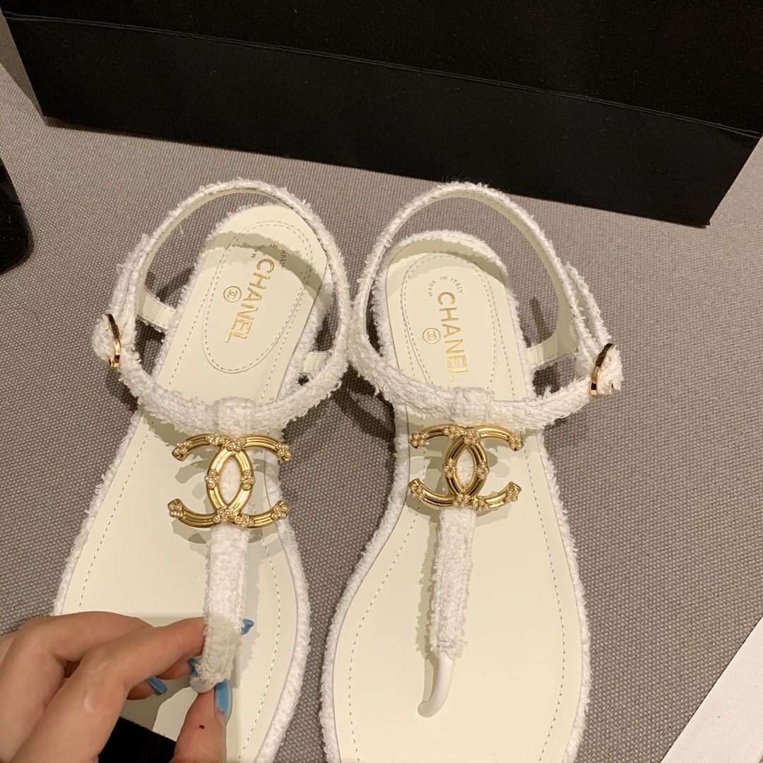 Ch*el slippers 40