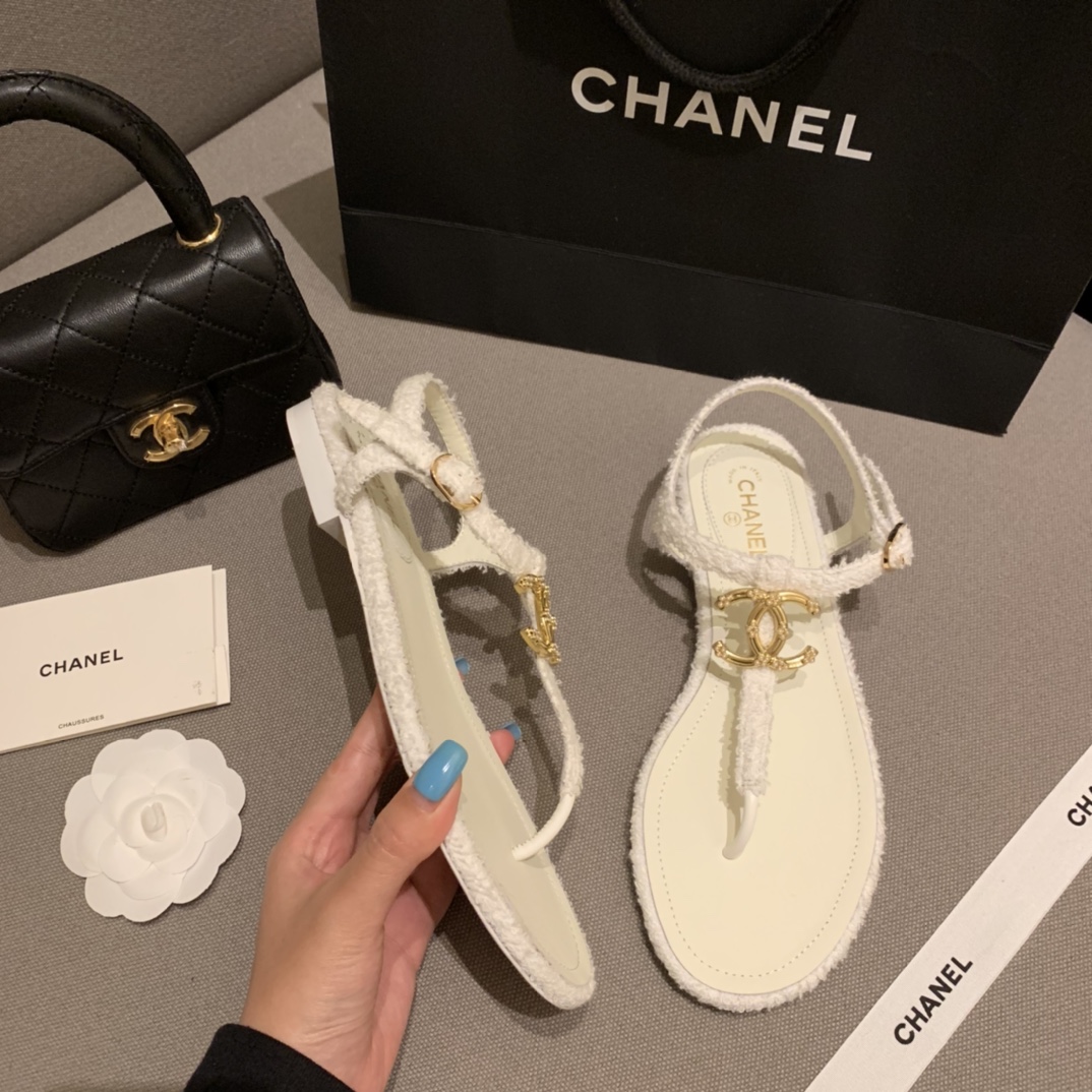 Ch*el slippers 40