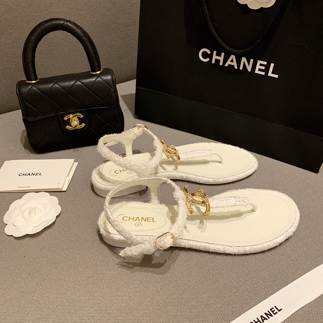 Ch*el slippers 40