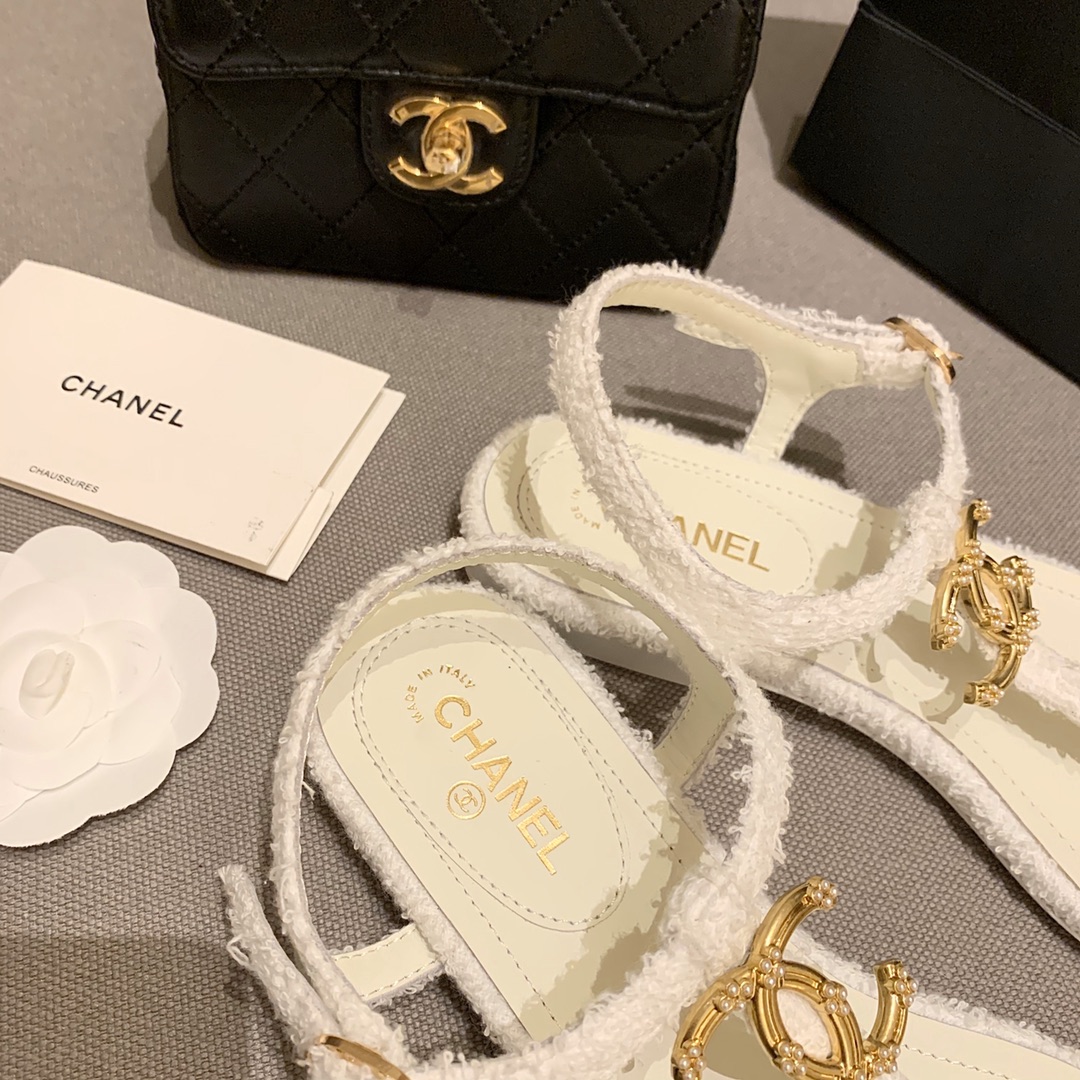 Ch*el slippers 40