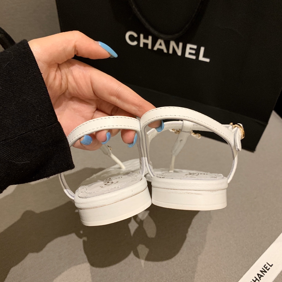 Ch*el slippers 42