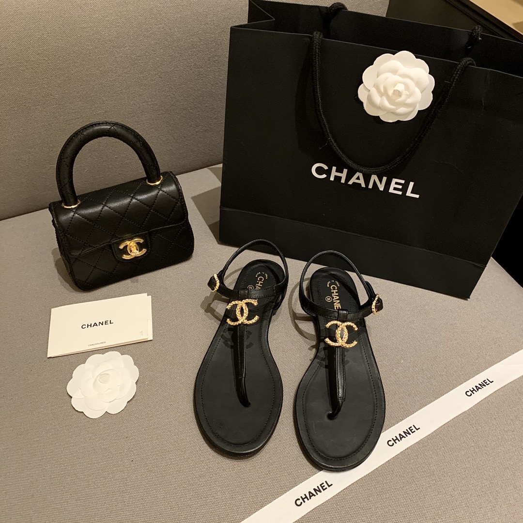 Ch*el slippers 52