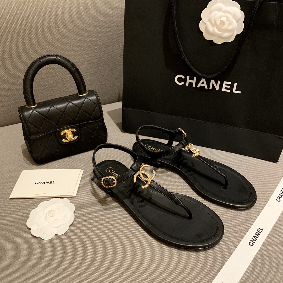 Ch*el slippers 52