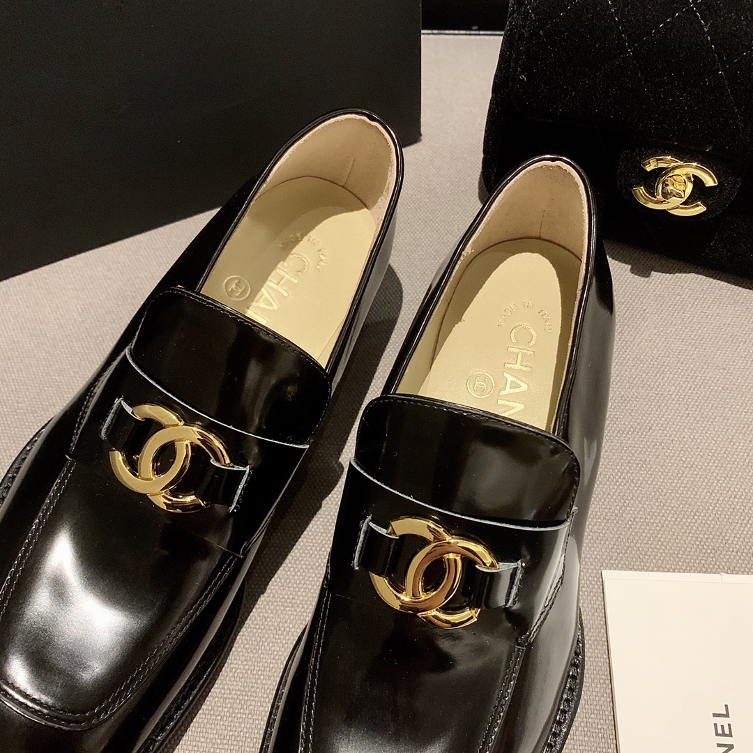 Ch*el flats 15