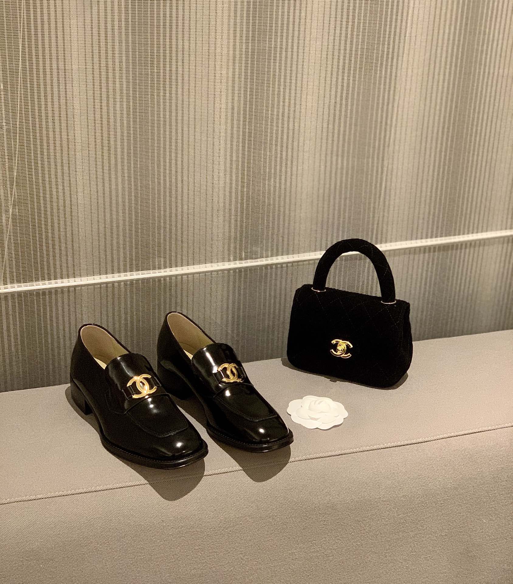 Ch*el flats 15