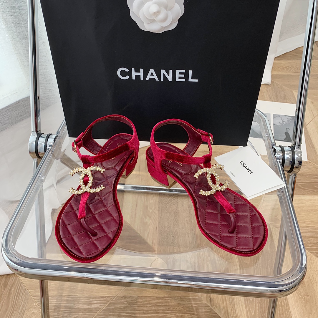 Ch*el slippers 55