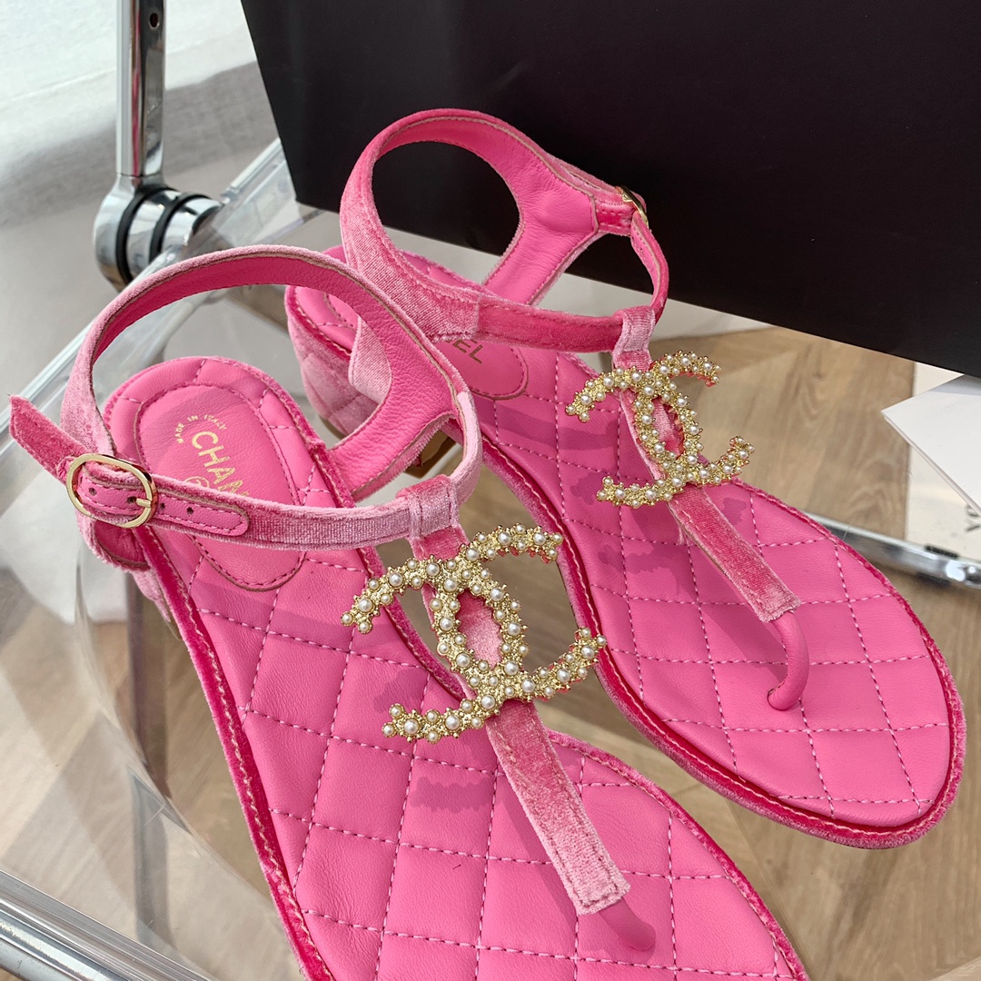 Ch*el slippers 57