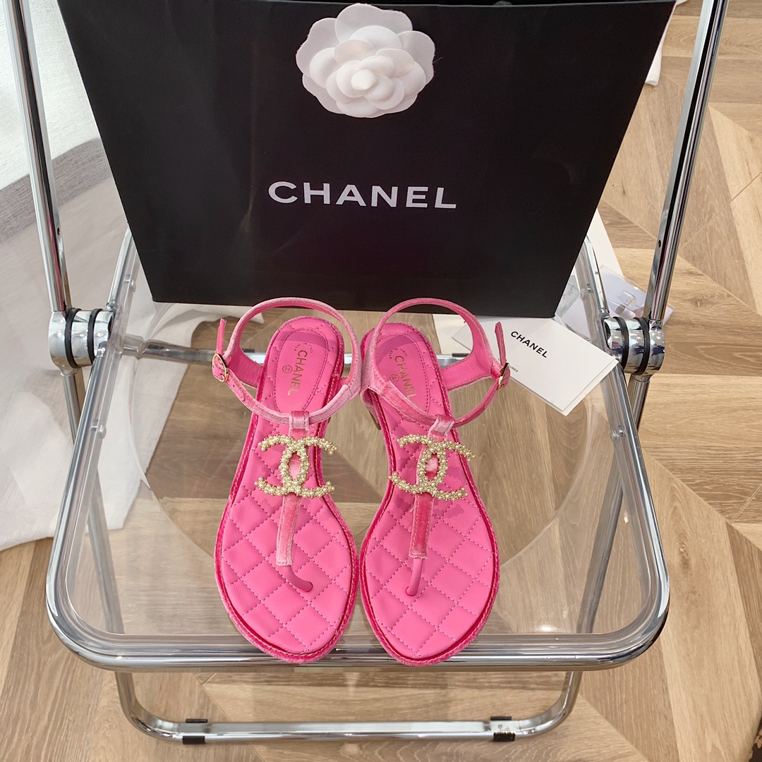 Ch*el slippers 57