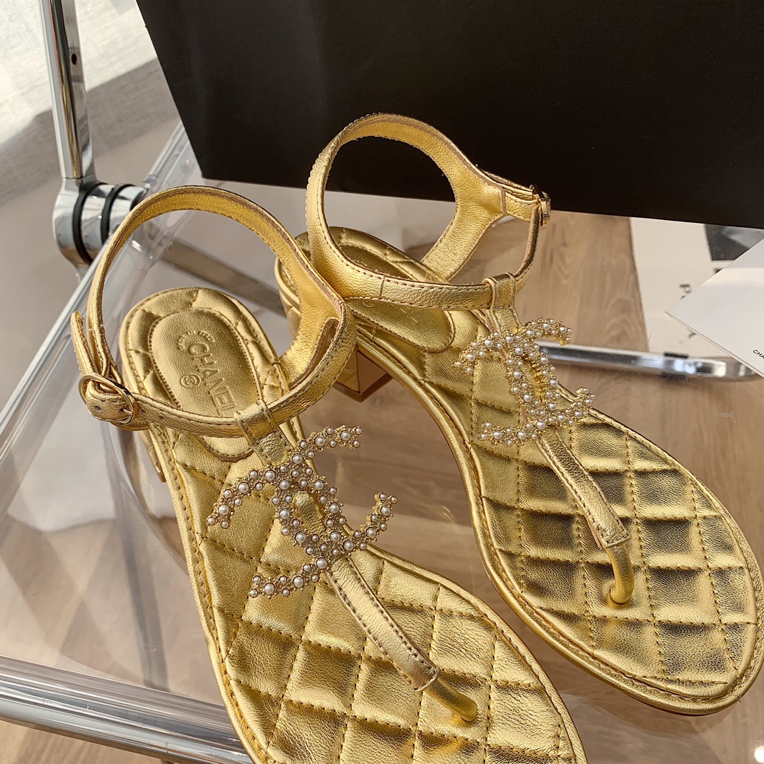 Ch*el slippers 60
