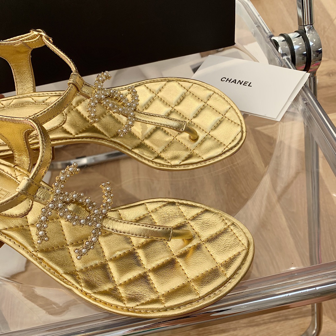 Ch*el slippers 60