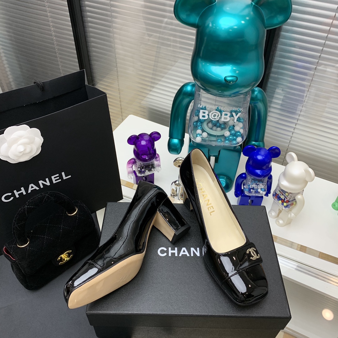 Ch*el high heels 49