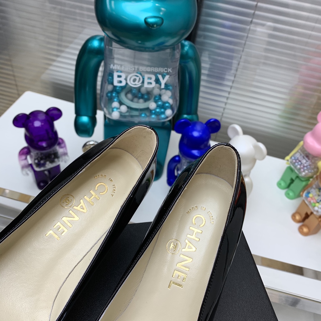 Ch*el high heels 49