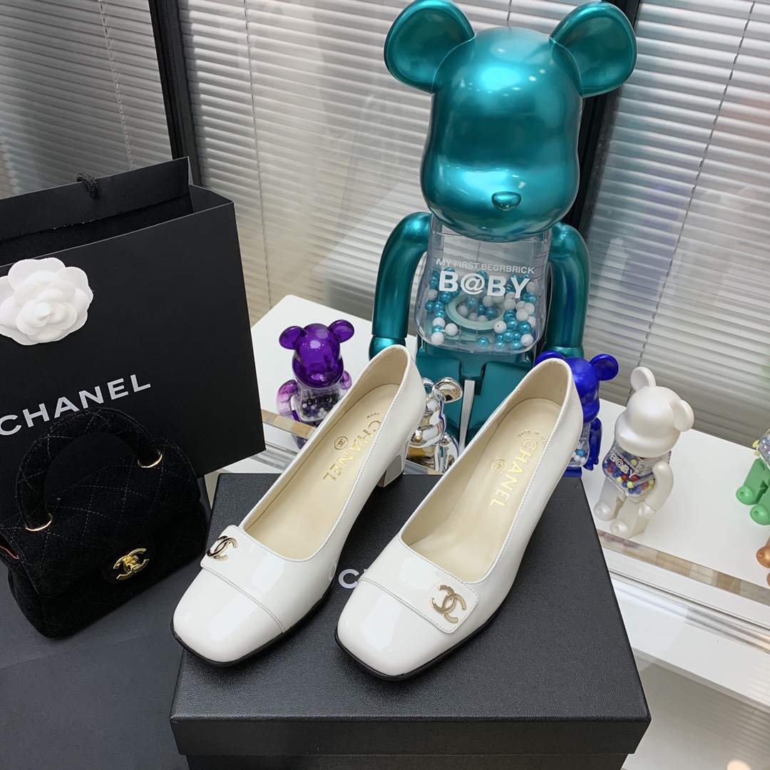 Ch*el high heels 50