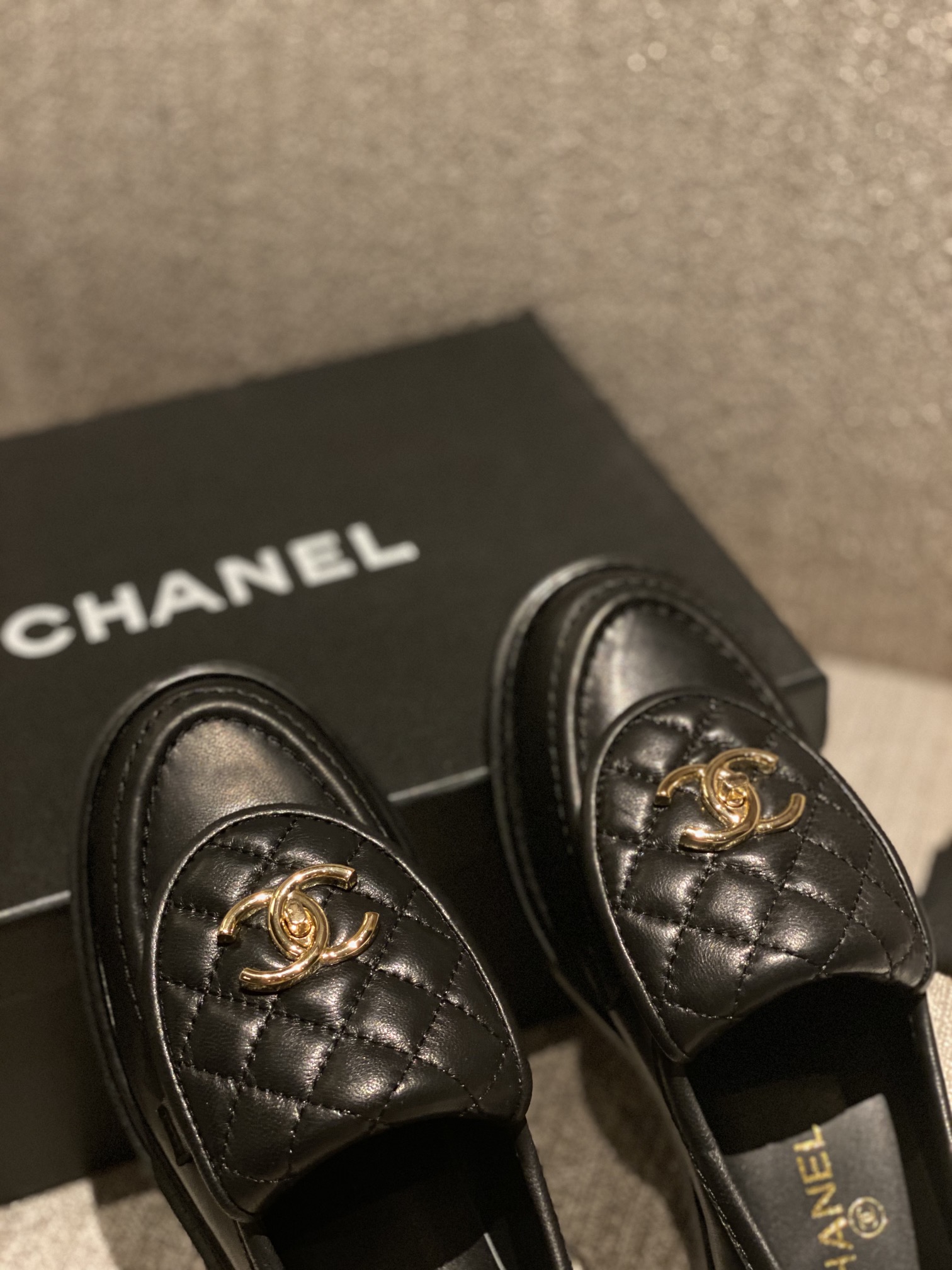 Ch*el flats 21