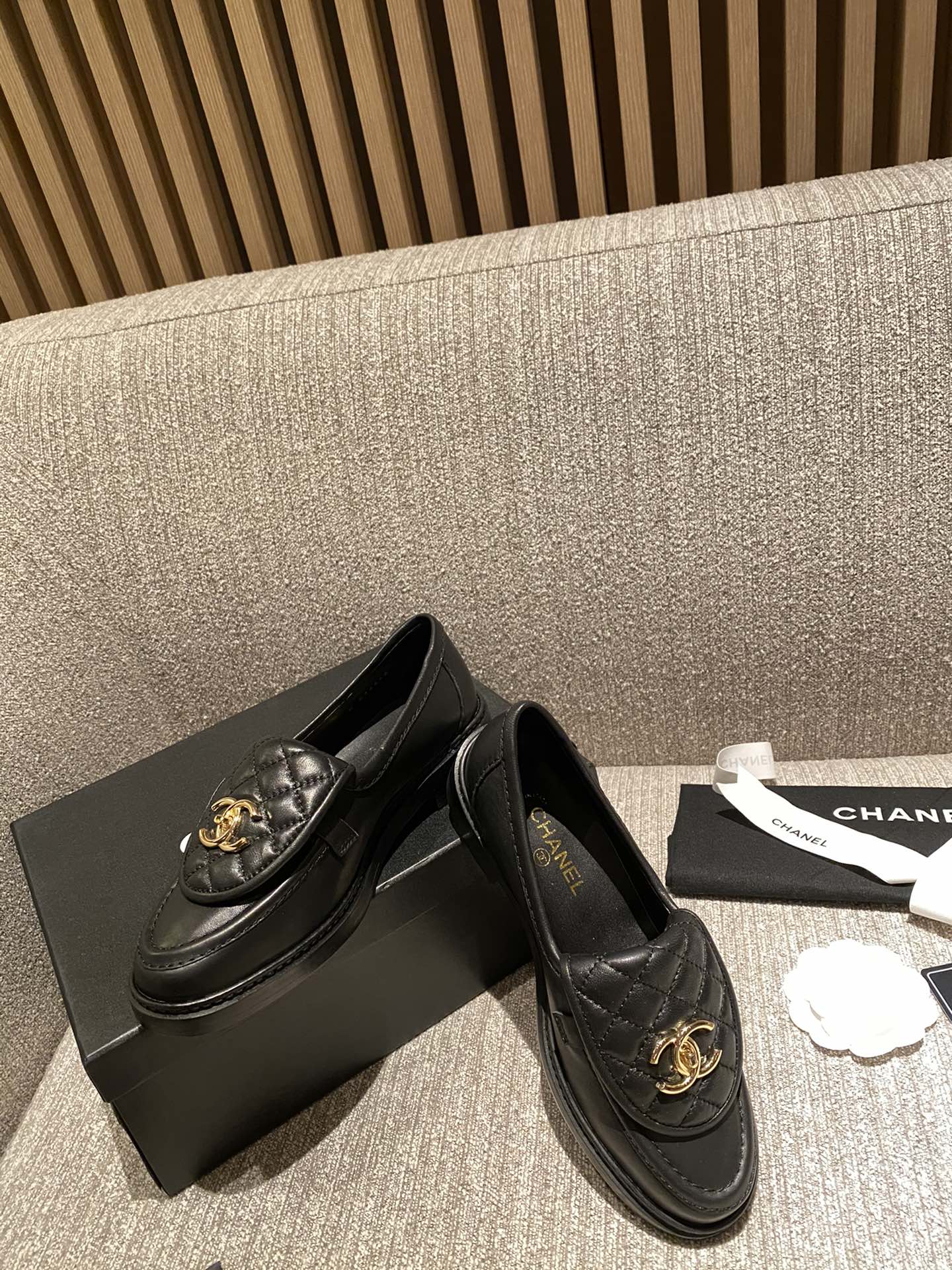 Ch*el flats 21