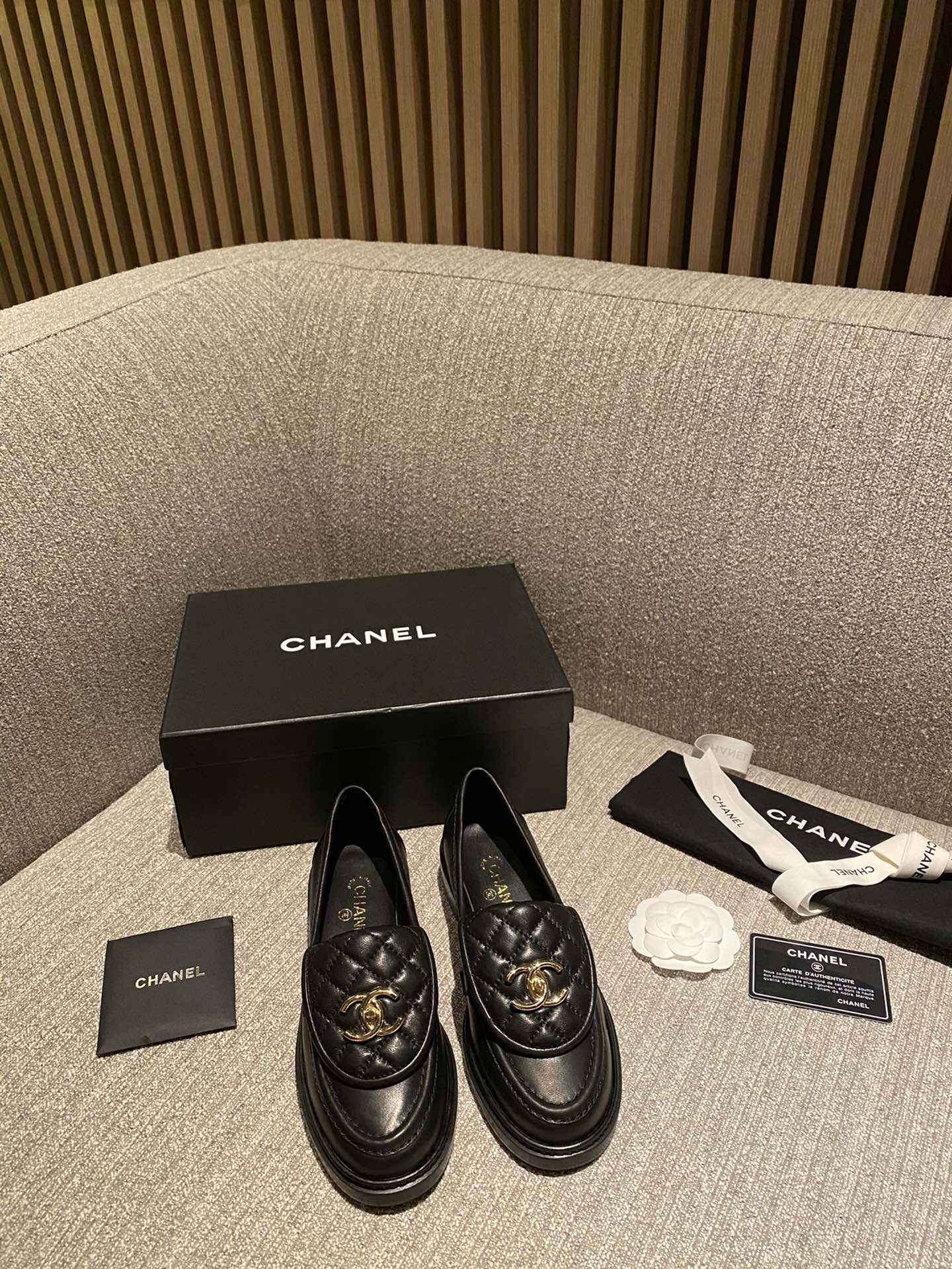 Ch*el flats 21