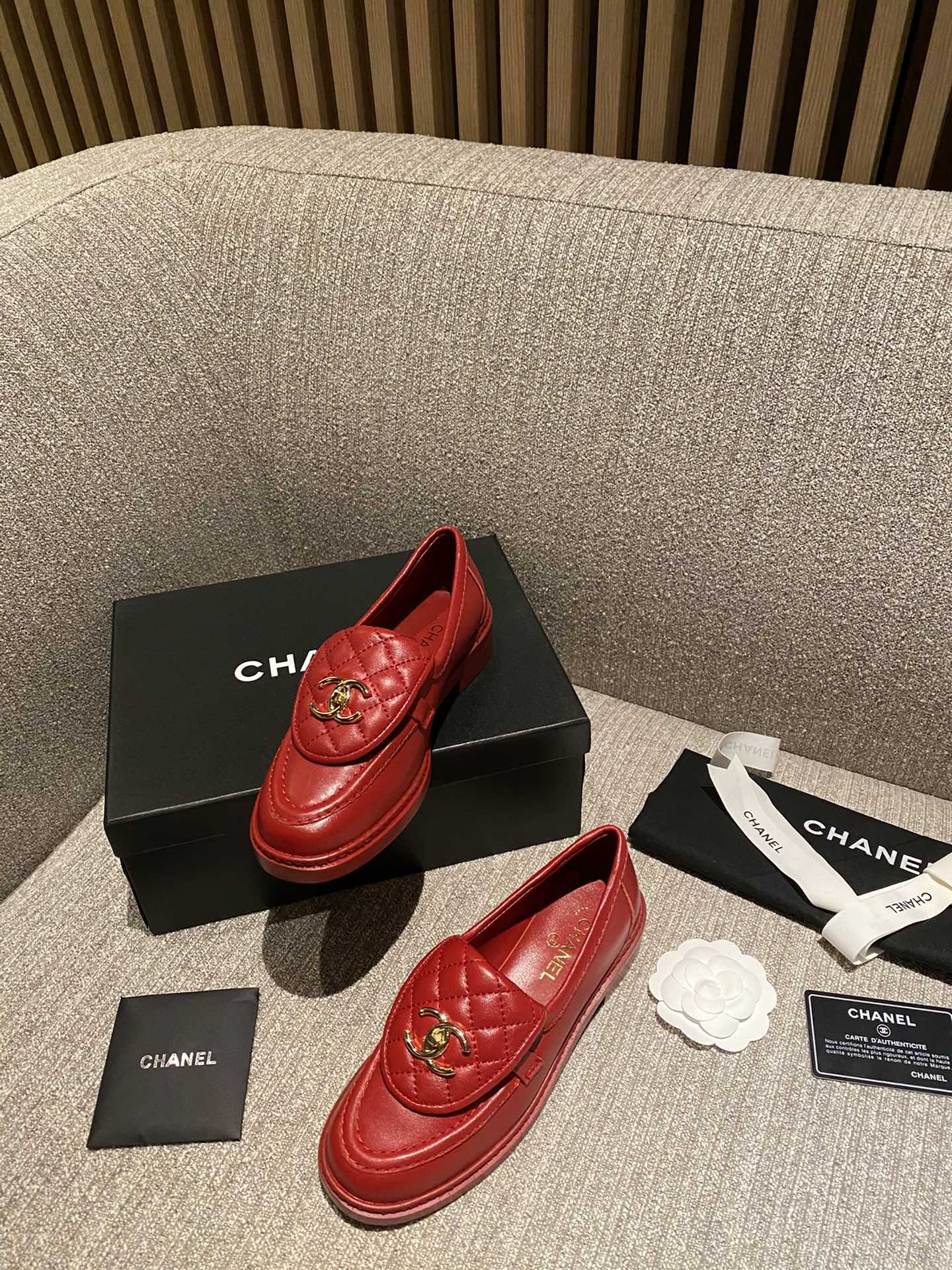 Ch*el flats 22