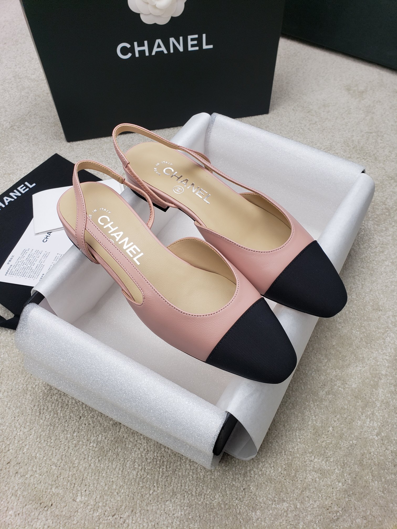 Ch*el flats 31