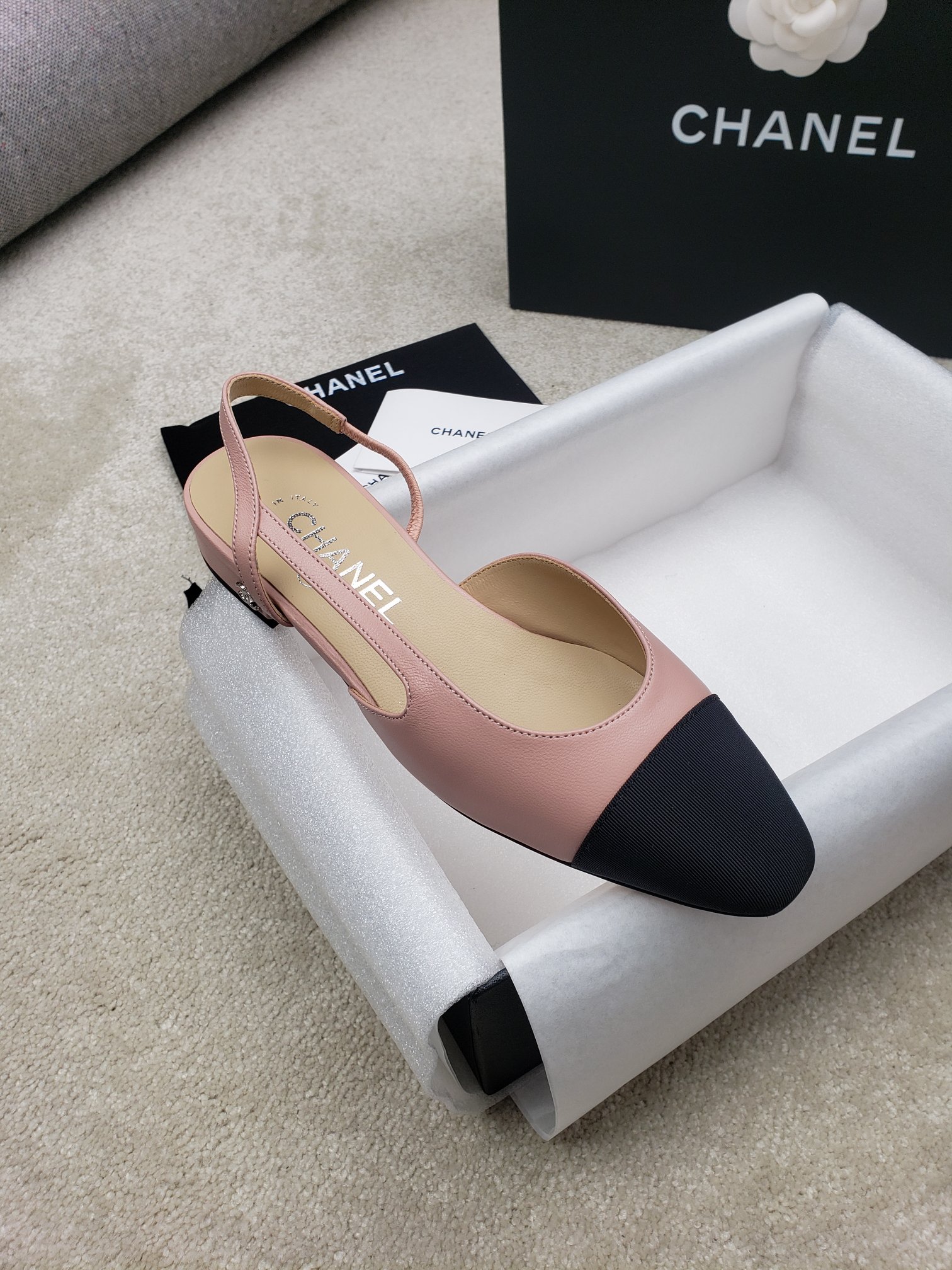 Ch*el flats 31