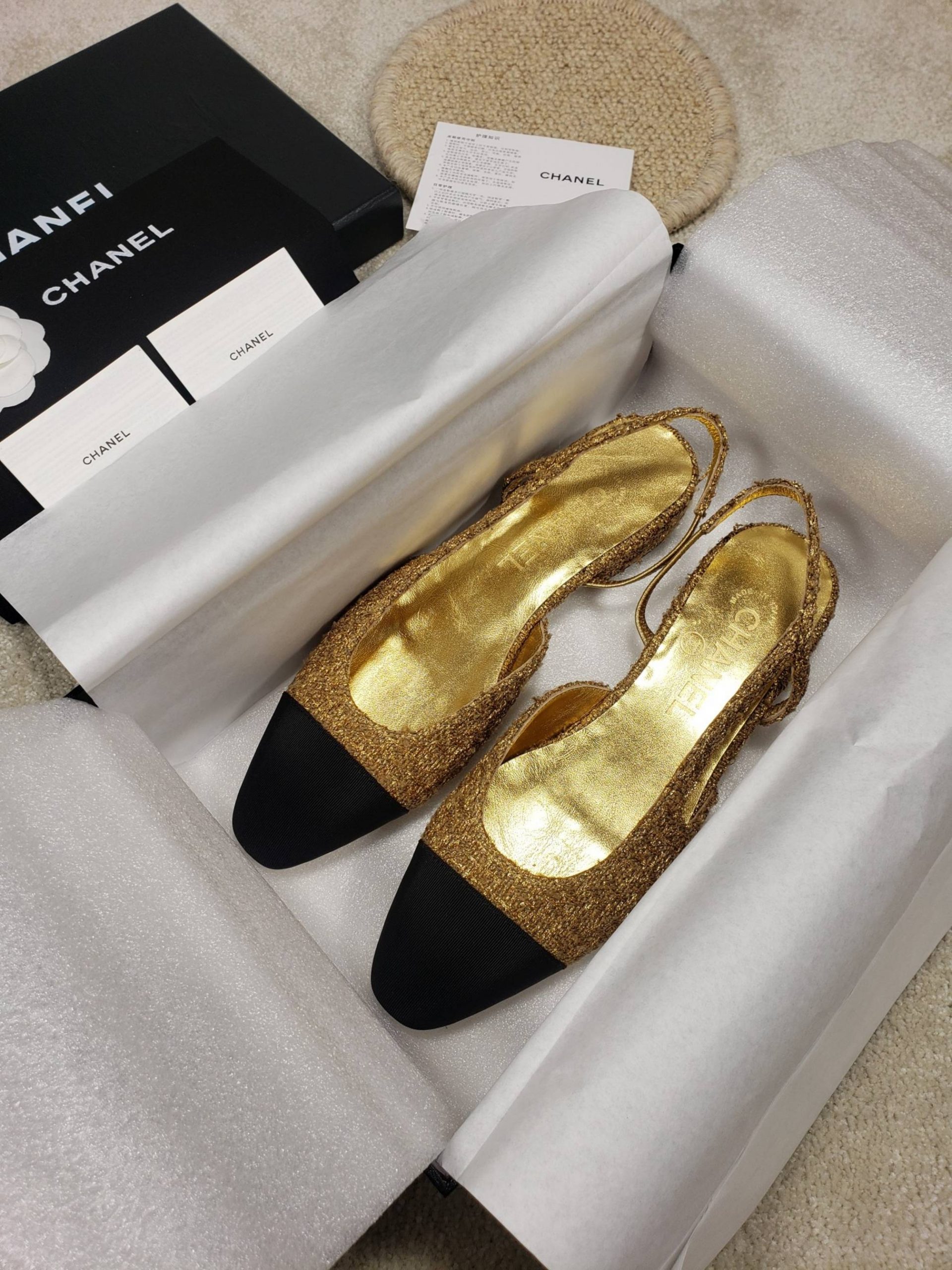 Ch*el flats 33