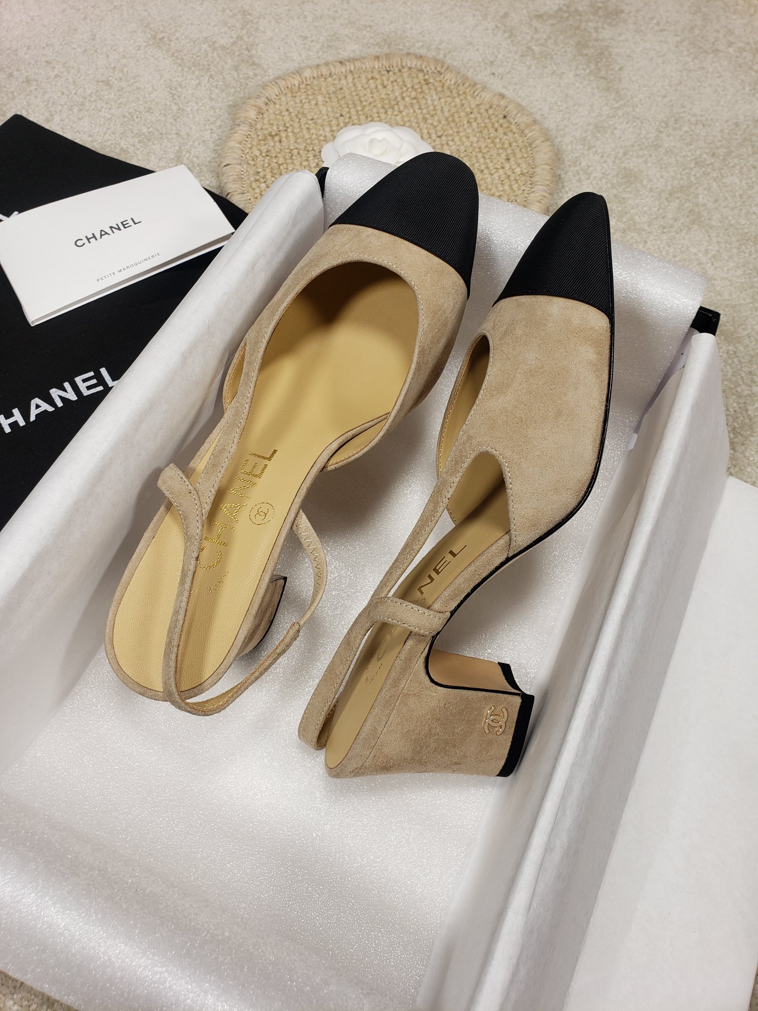 Ch*el flats 39