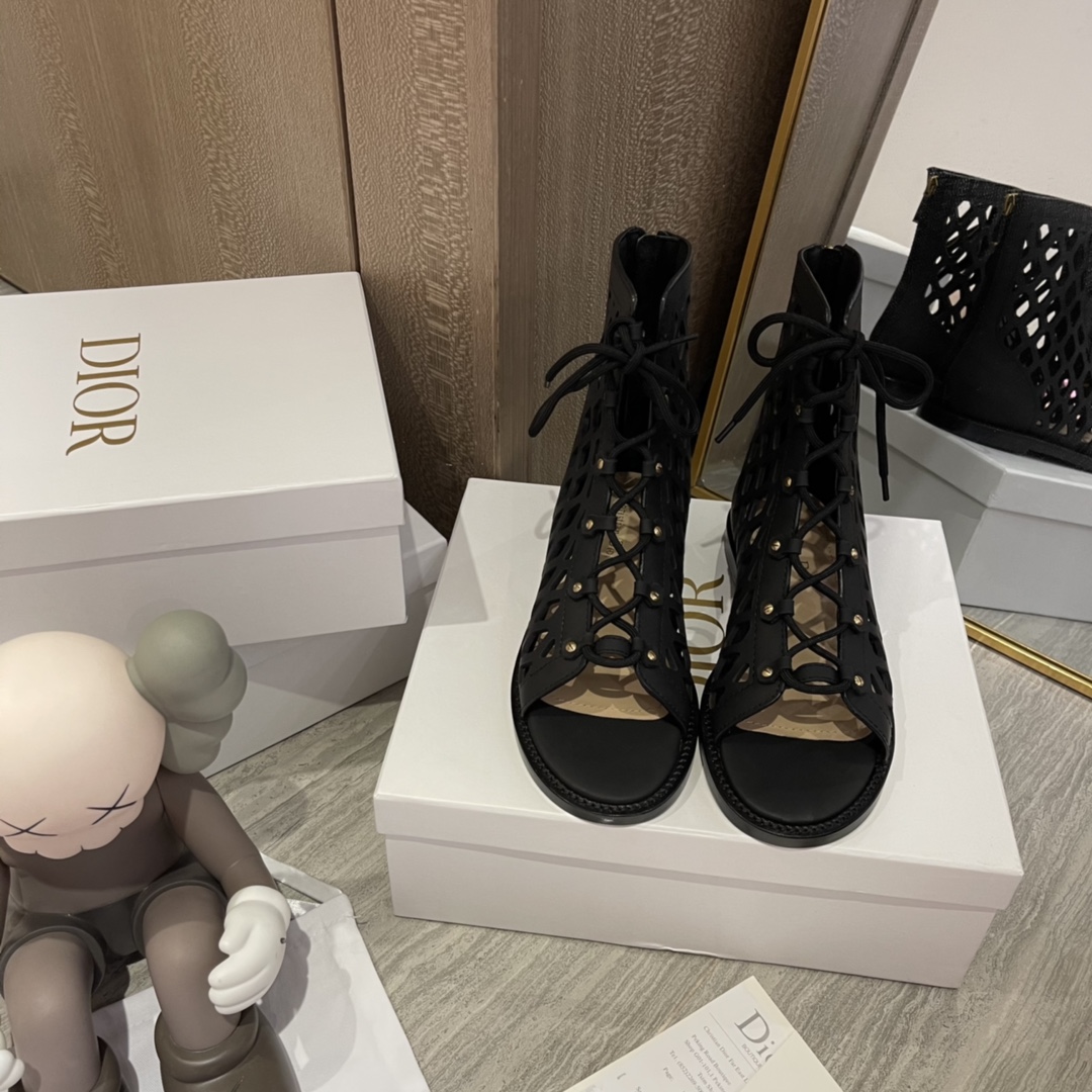 D*or boots 1