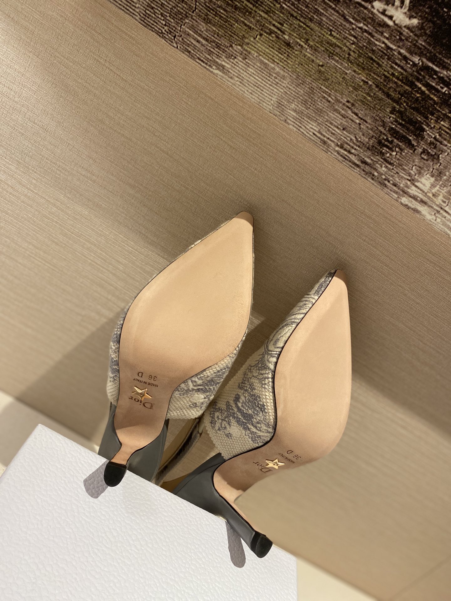 D*or high heels 5