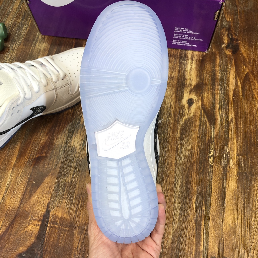 D*or sneakers 72