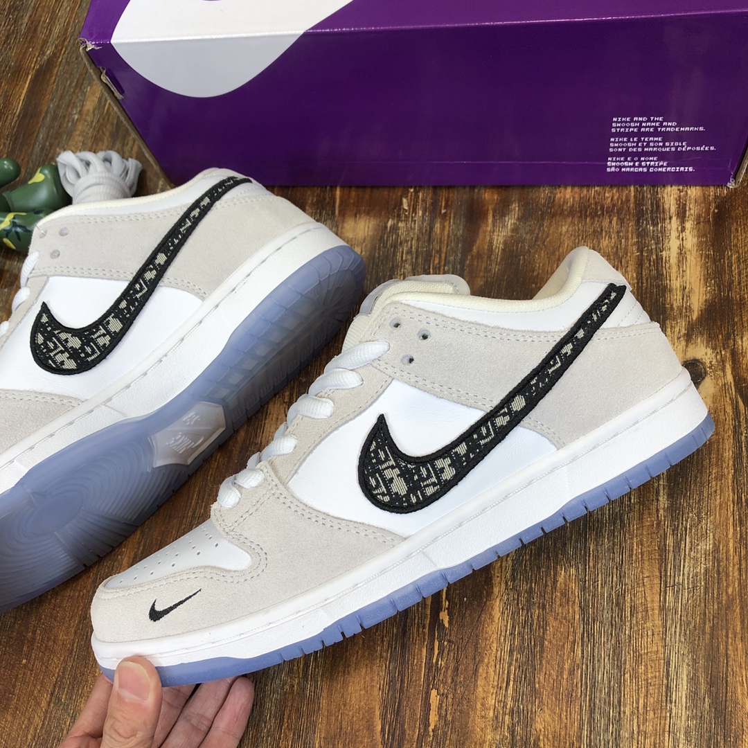 D*or sneakers 72
