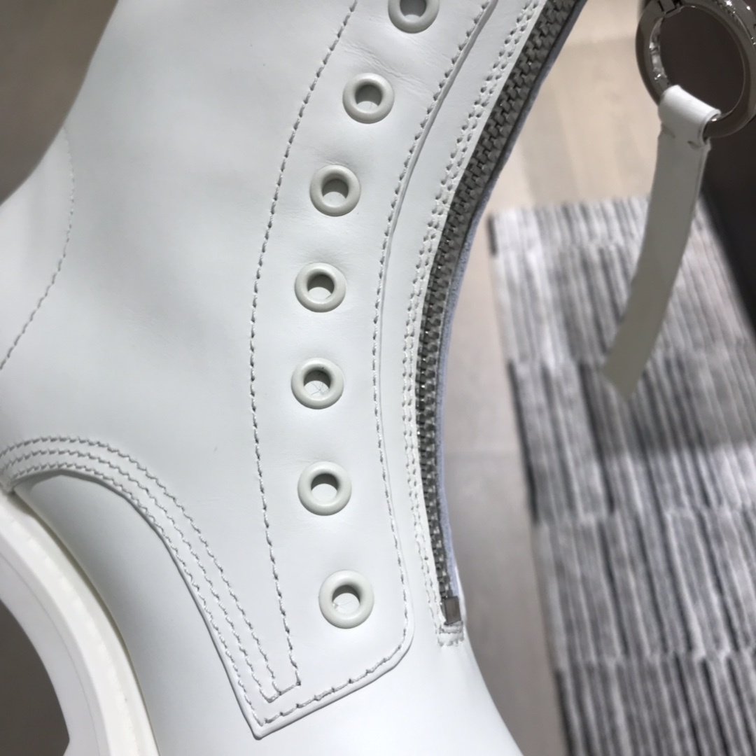 D*or boots 12