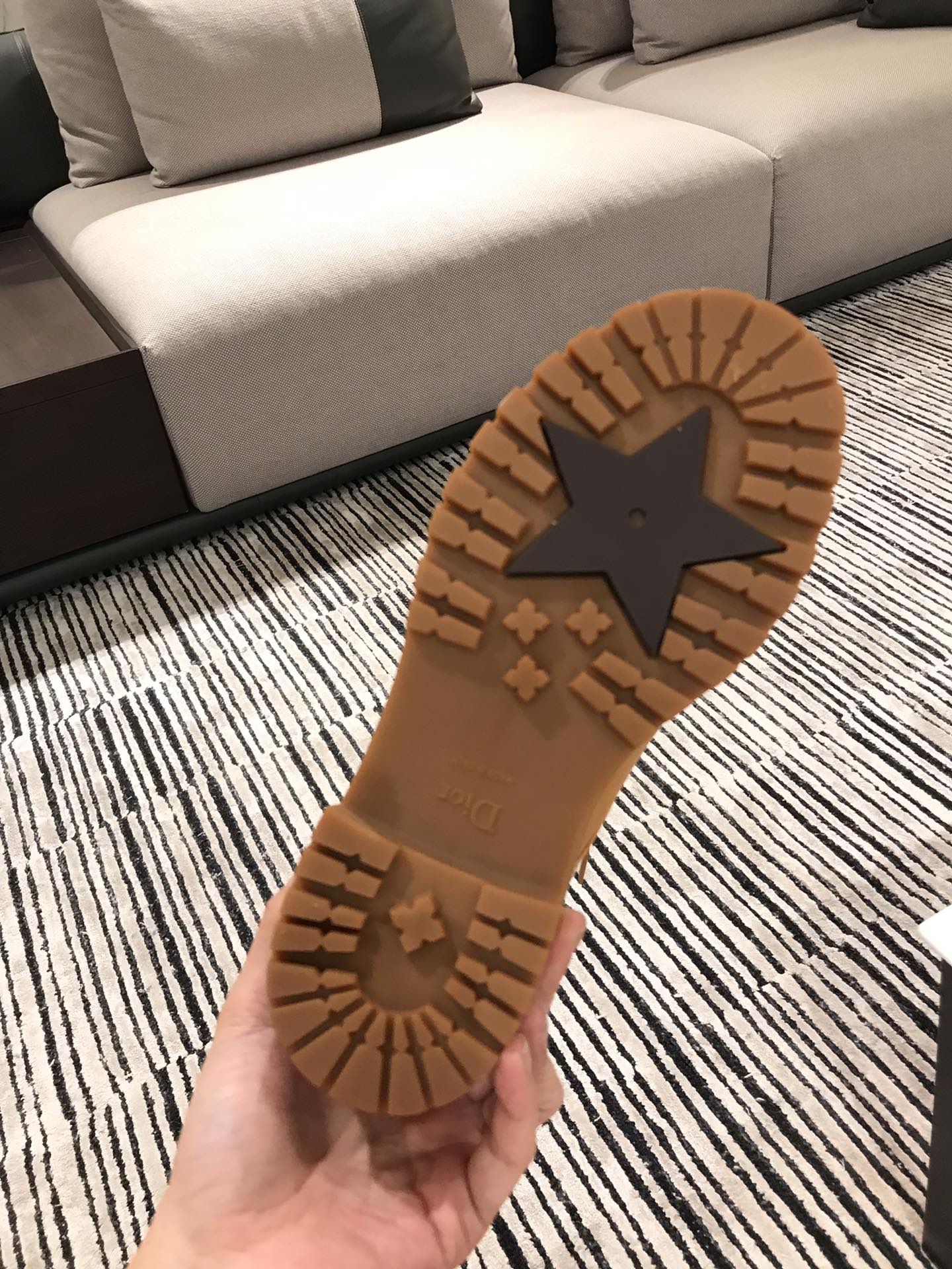 D*or boots 13