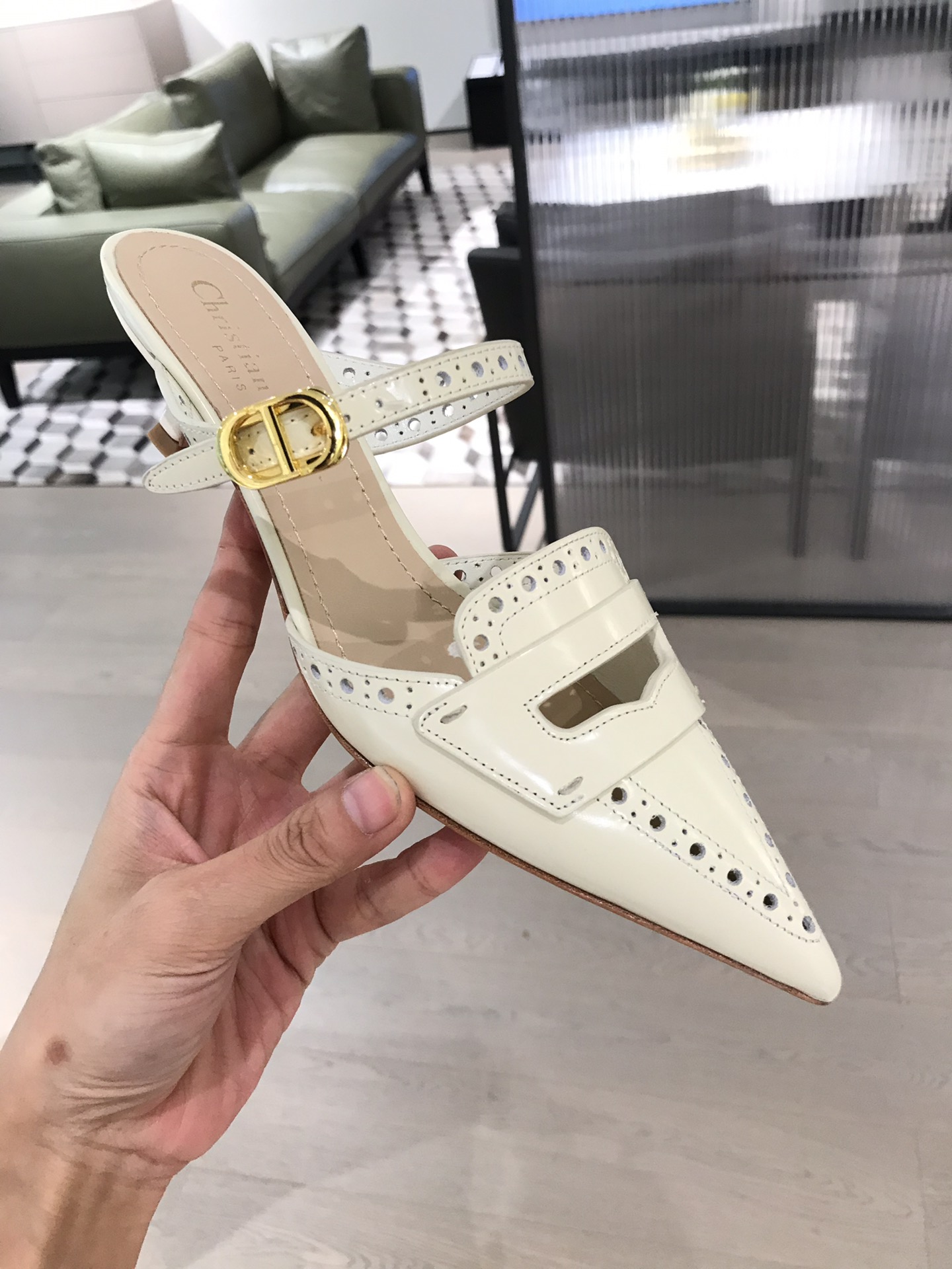 D*or high heels 30