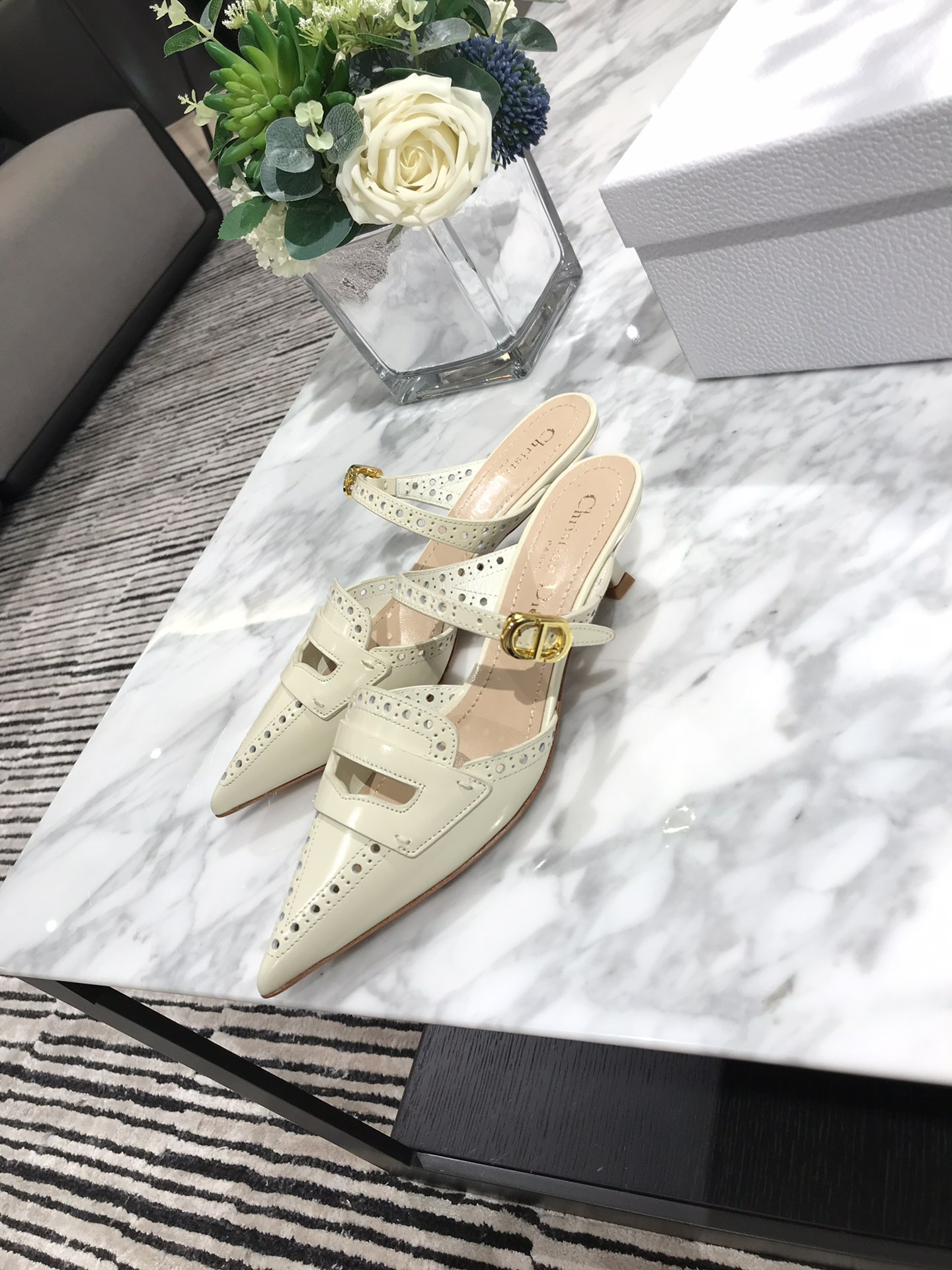 D*or high heels 30