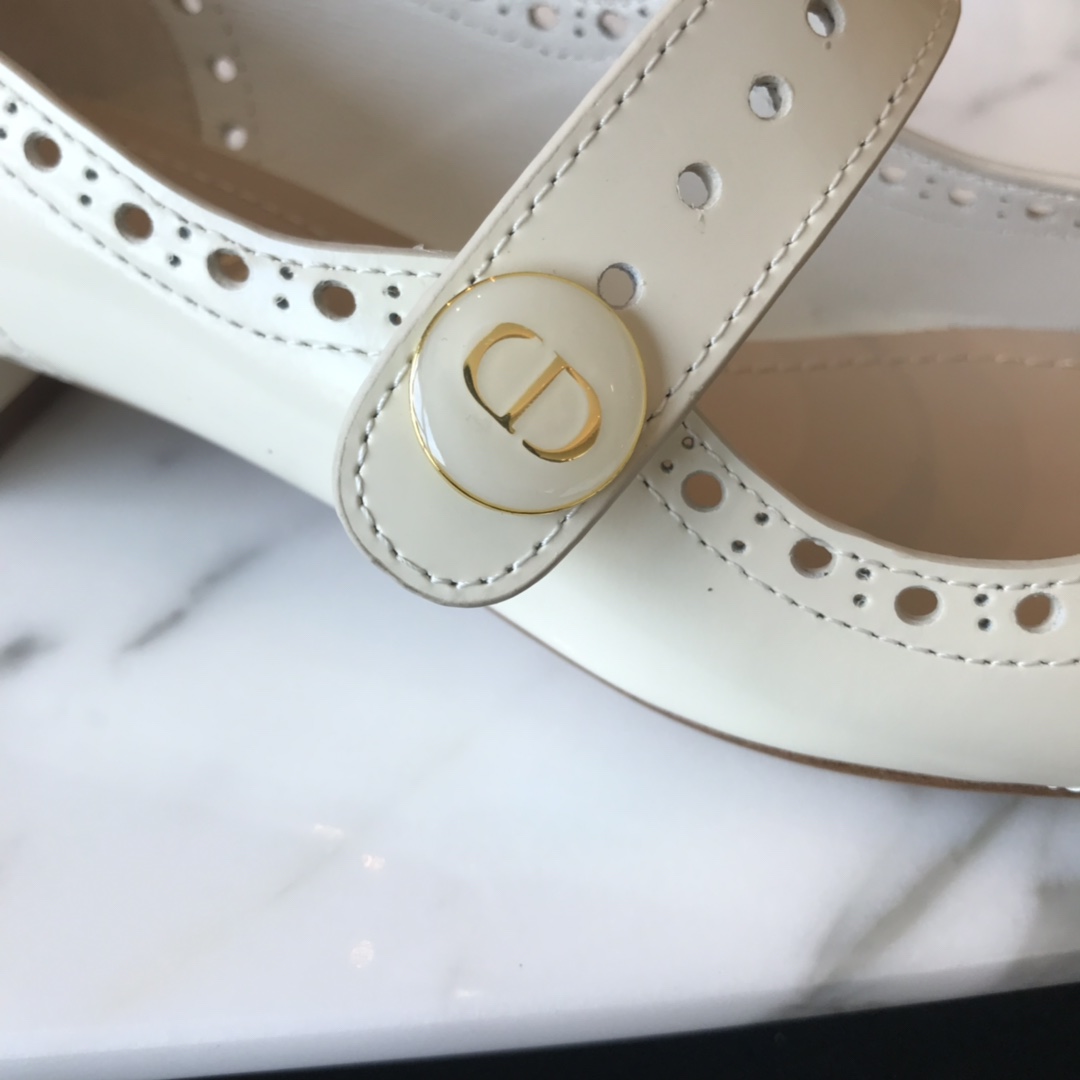 D*or flats 28