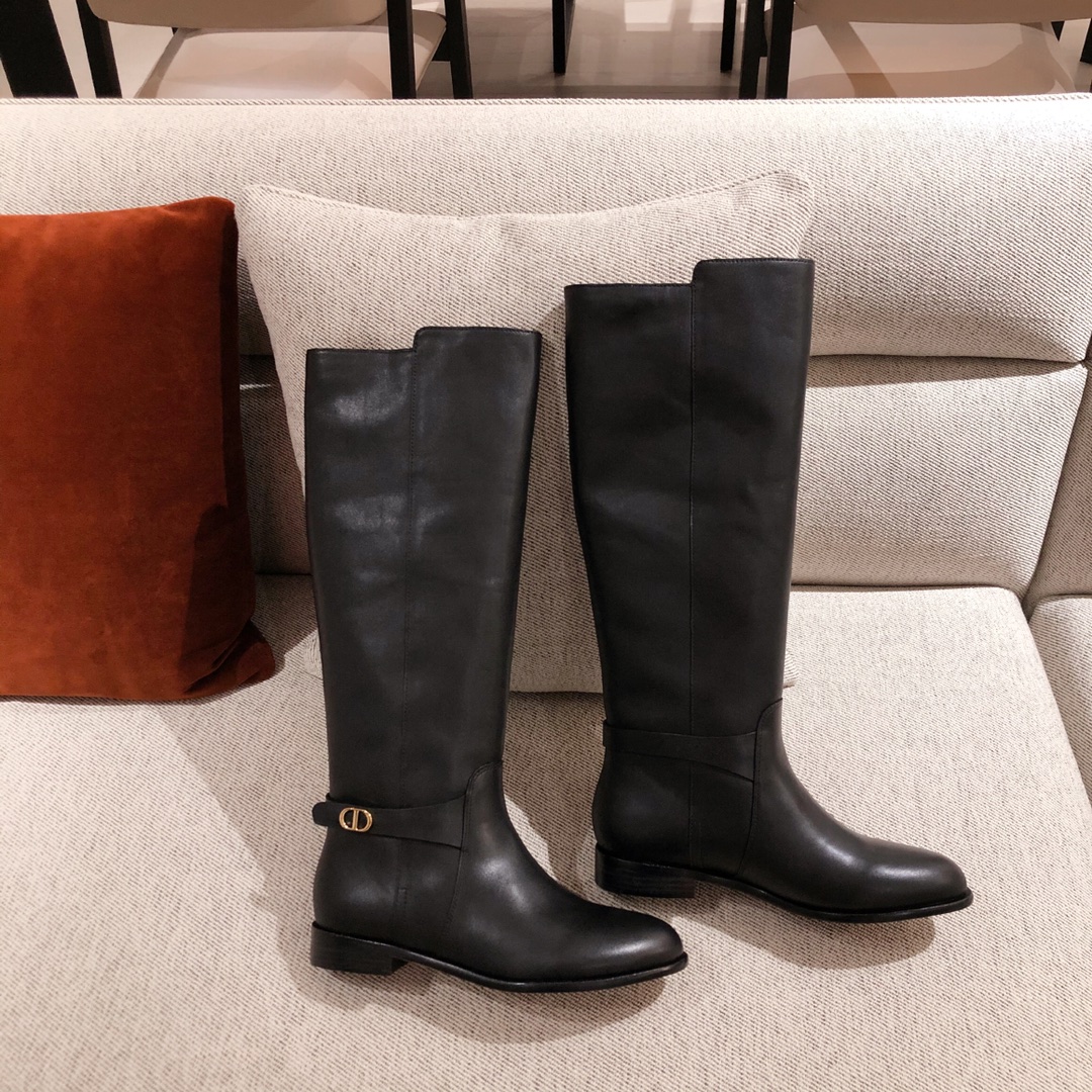 D*or boots 26