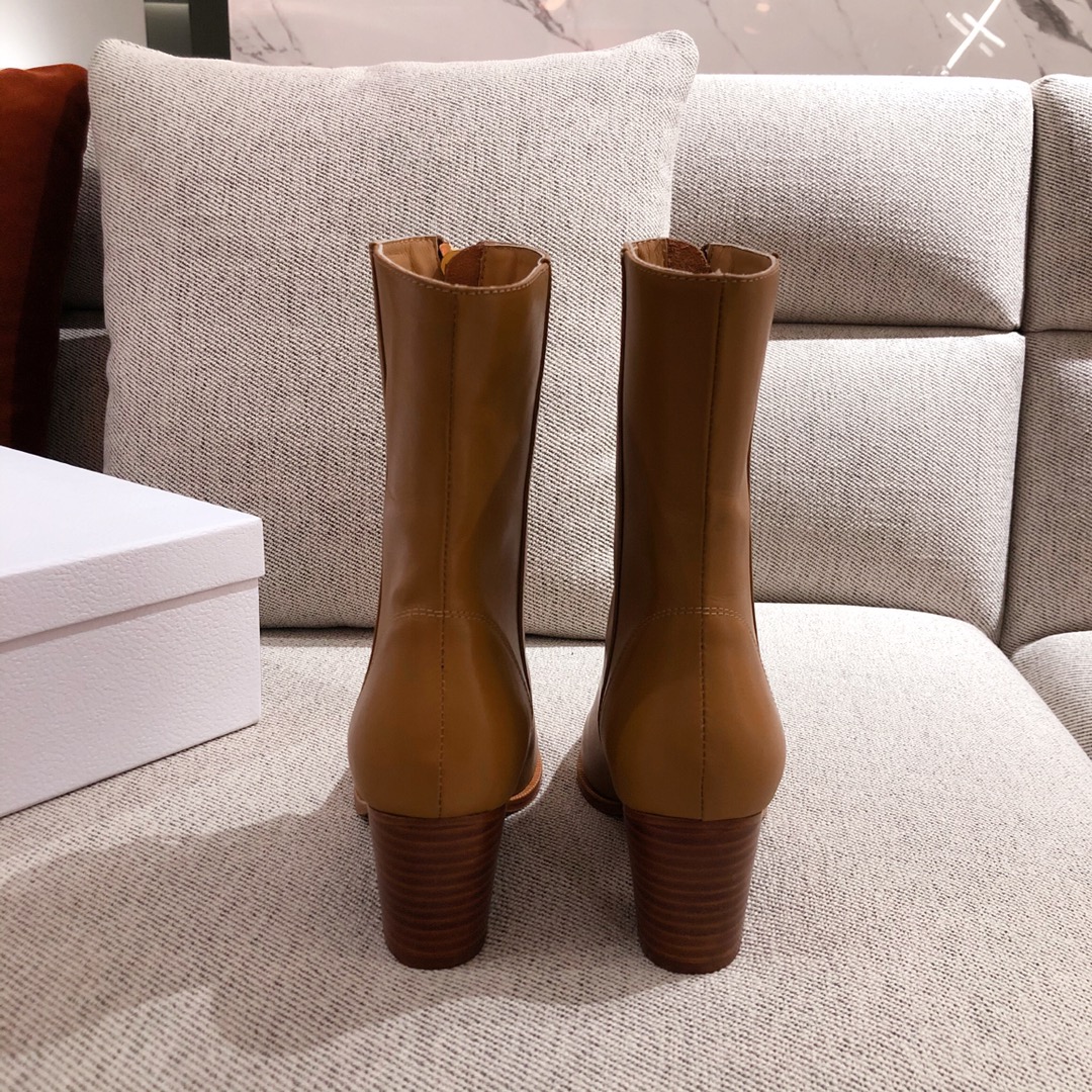 D*or boots 32