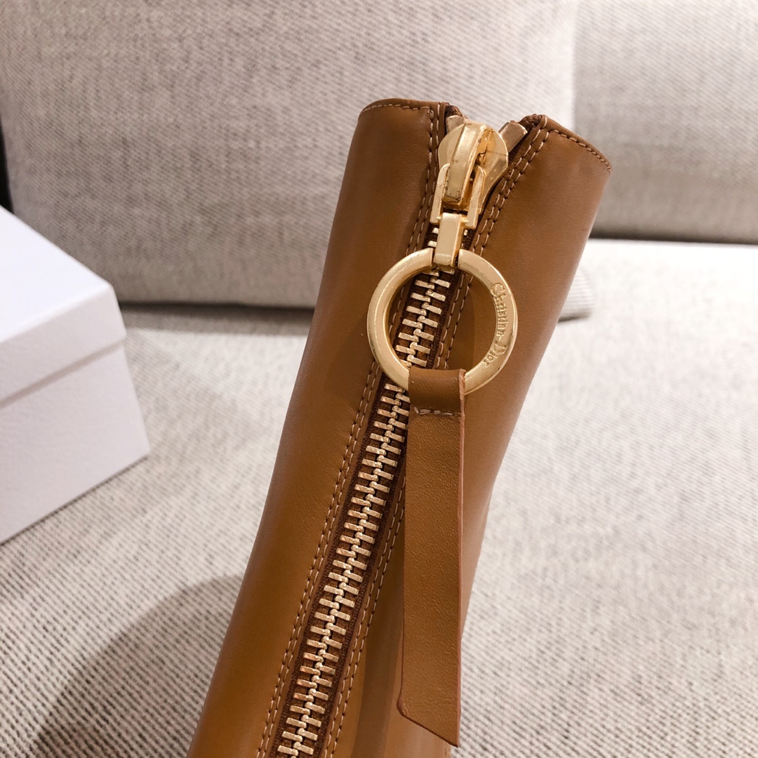 D*or boots 32