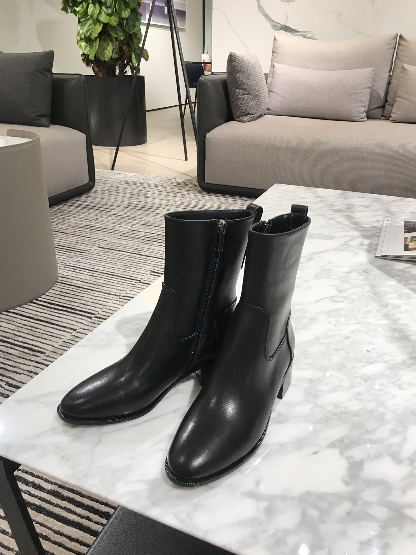 D*or boots 34