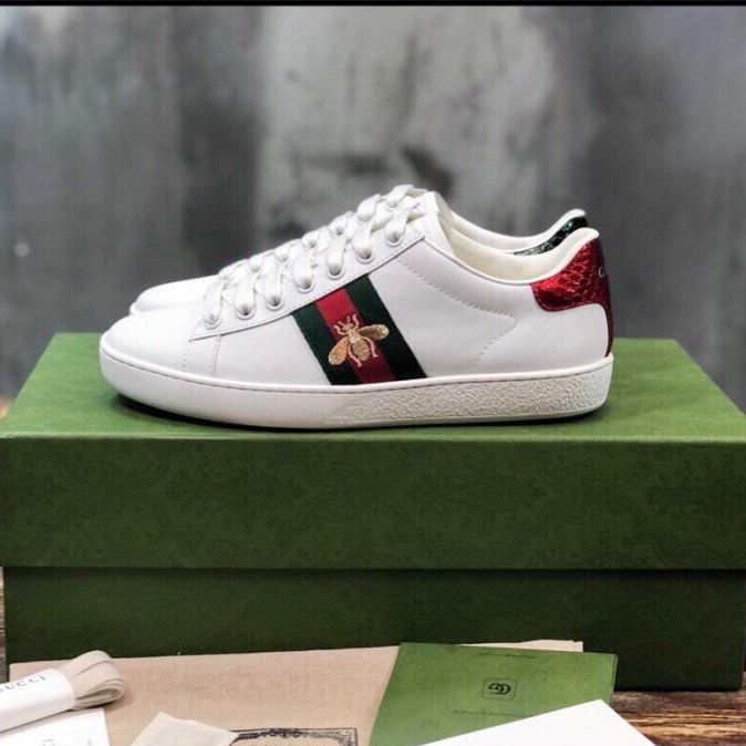 G*u*i bee print sneaker
