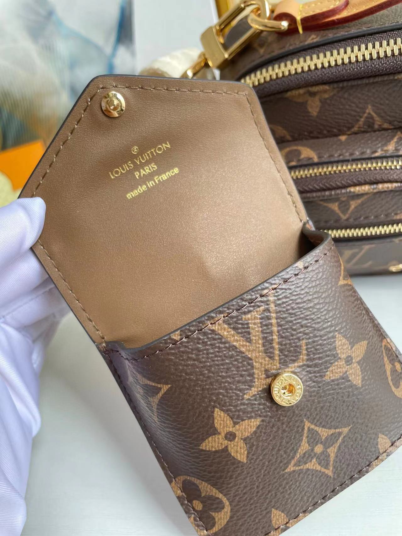 UTILITY CROSSBODY
