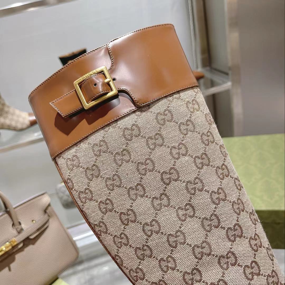 g*u*i beige gg S*p*e boots