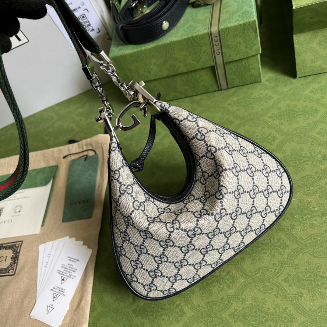 G*u*i attache small shoulder bag