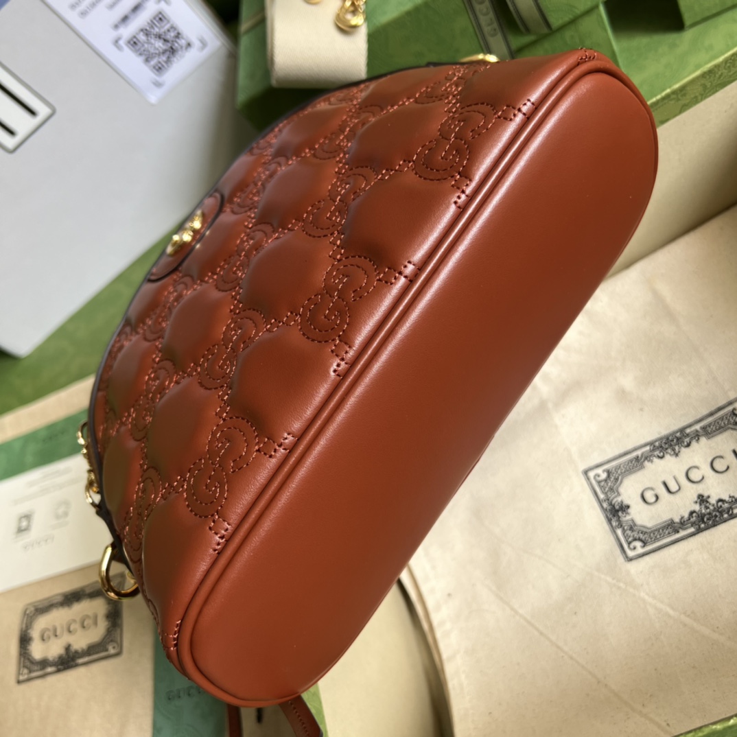 GG Matelassé leather small bag