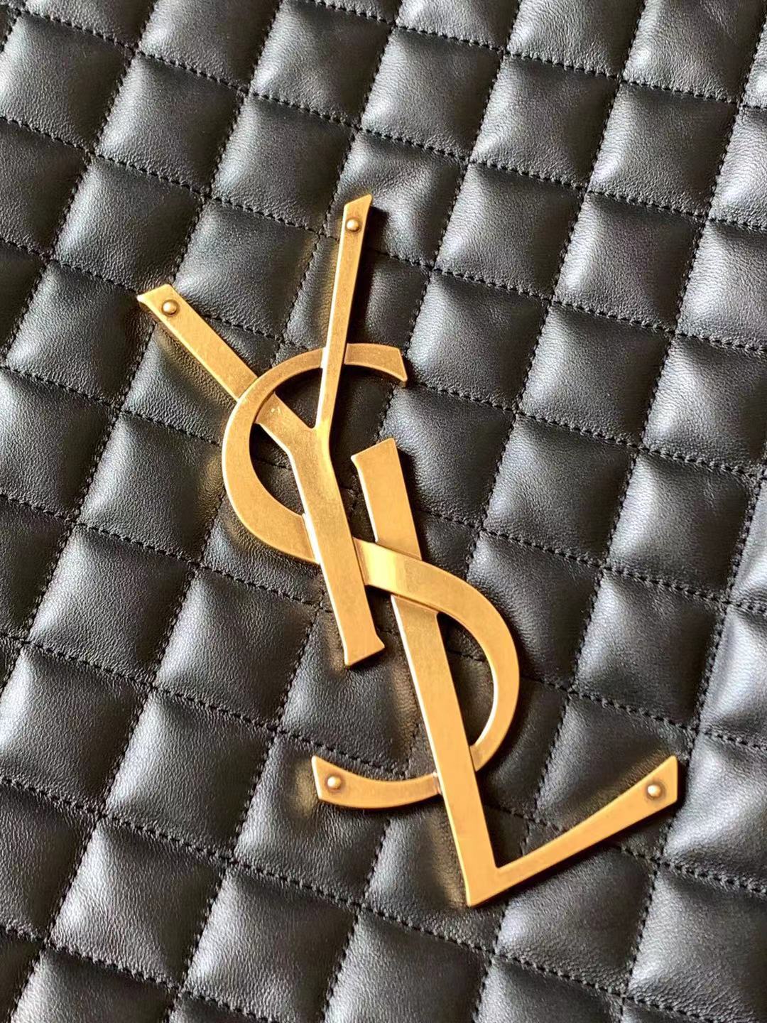 ICARE MAXI SHOPPING BAG IN QUILTED LAMBSKIN