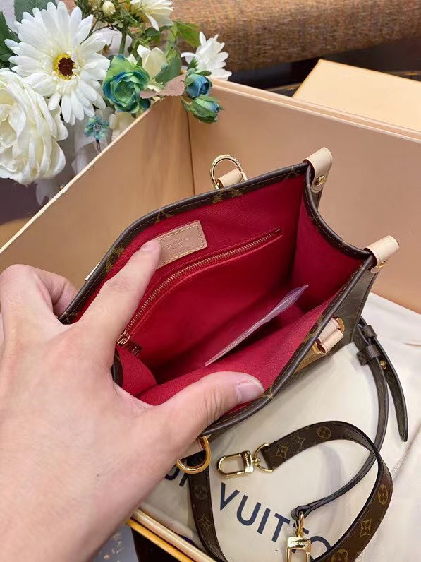 Lv Sac Plat tote